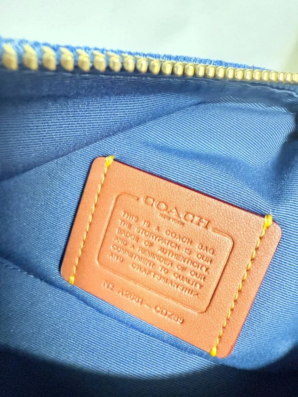 coach Caitlin Shoulder Bag With Quilting cdz89